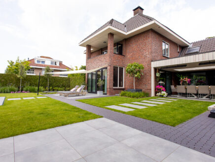 villa-gazon-overkapping