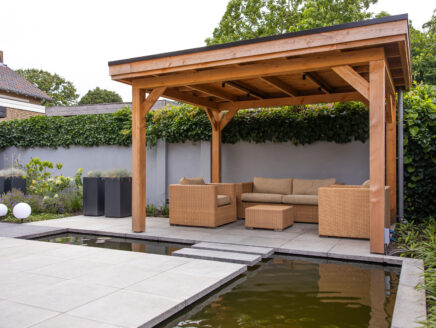 Overkapping-loungeset